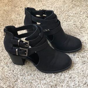 Like New Cage Booties